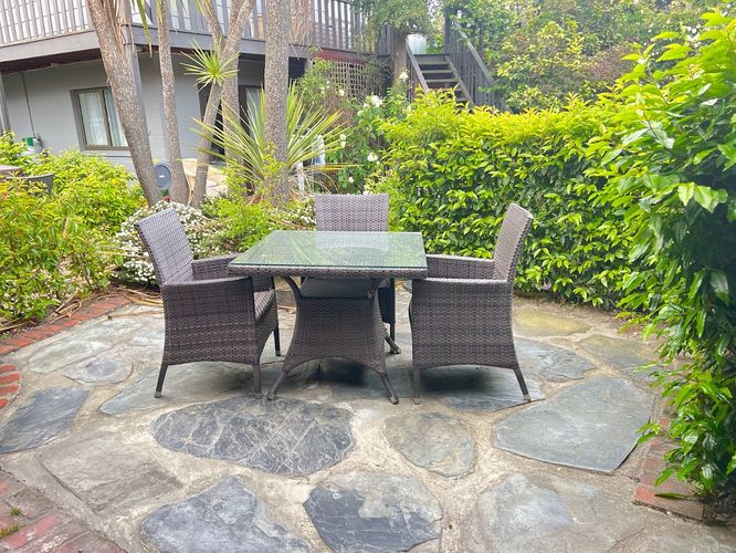 Table 2 chairs motels